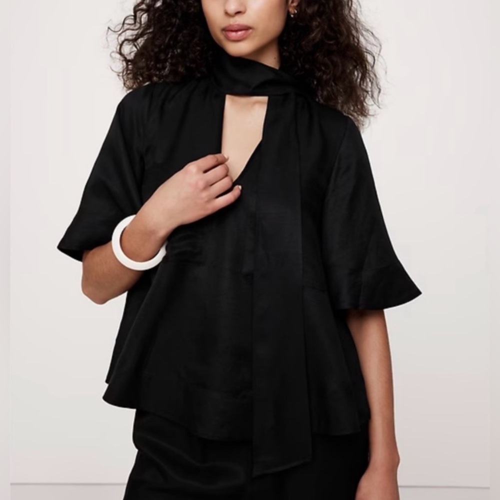Banana Republic Black Tie-Neck Top NWT Viscose-Linen Trapeze Silhouette XL